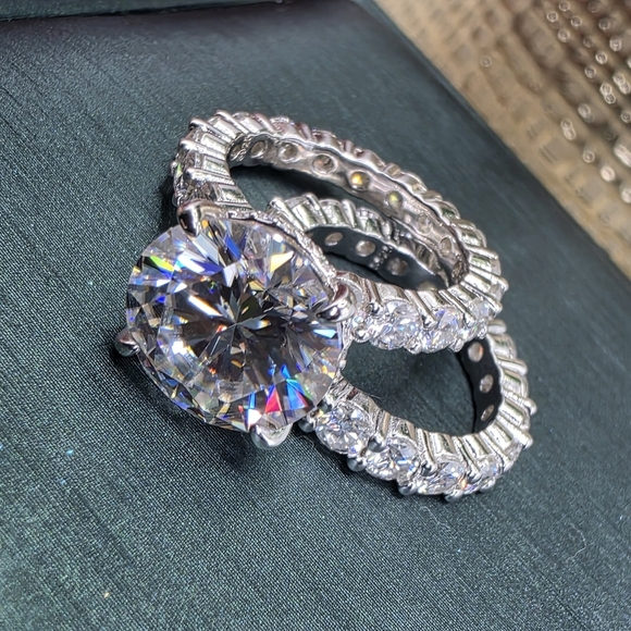 💎 4CT 🔥 FIRE Moissanite Engagement Ring + Eternity Band Set (Size 5) - Picture 6 of 14